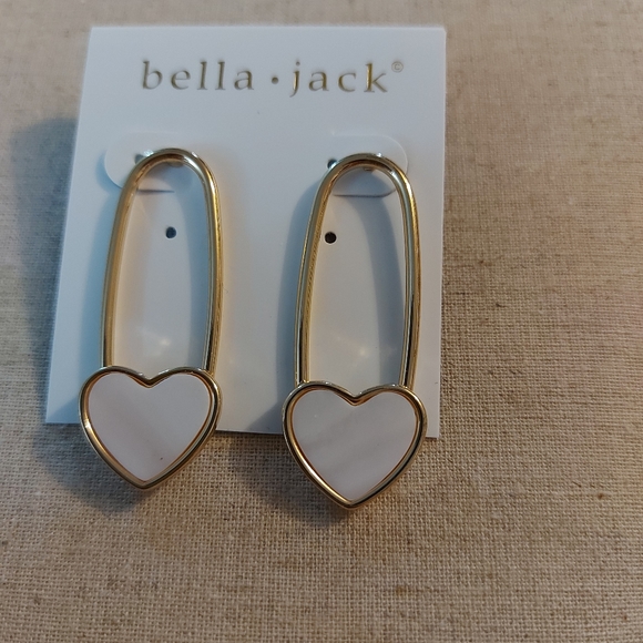 Earrings - Picture 3 of 8